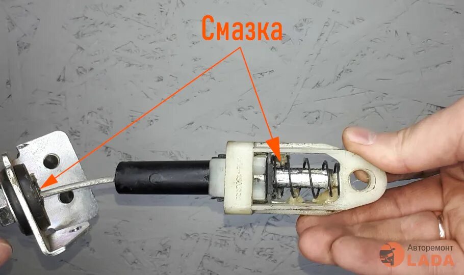 Педаль сцепления гранта фл. Трос сцепления Гранта 8 клапанная. Трос сцепления Гранта с тросовым приводом.