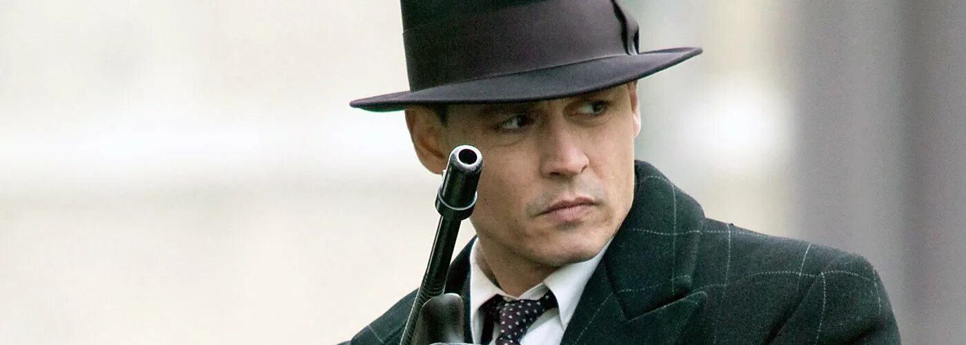 «джонни д. Джонни д на телефон. Джонни д на телефон. Кристиан бейл джонни д. Джонни депп диллинджер.