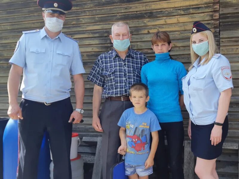 Новости харовска вологодской. Начальник полиции Харовск. Харовская полиция Вологодская область. Харовск Вологодская область. МЧС Харовский район.