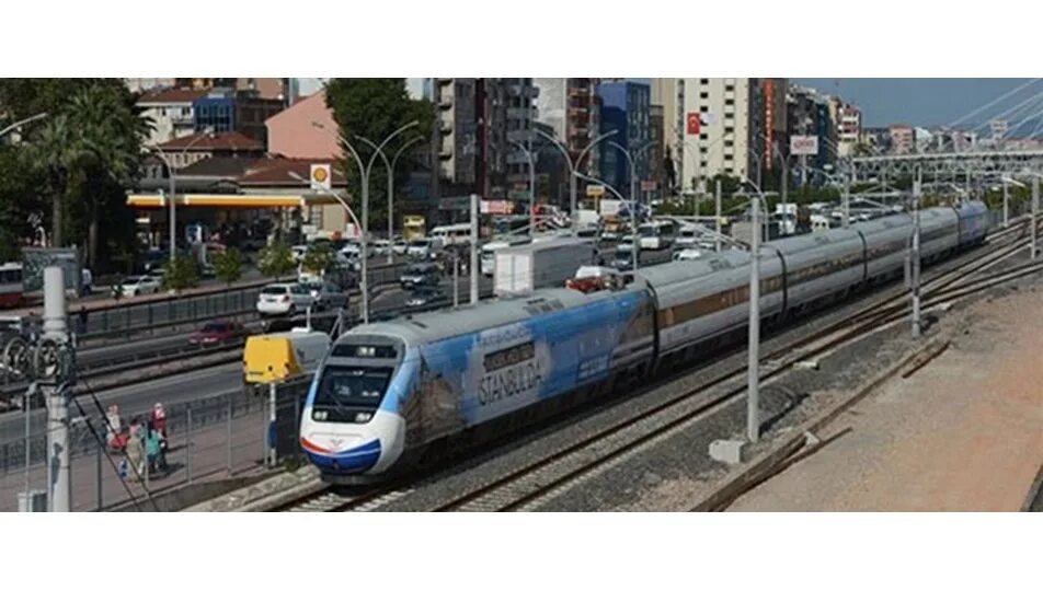 Tcdd e8000. Стамбул салоники поезд. Istanbul train. Стамбул белград поезд. Стамбул белград поезд.