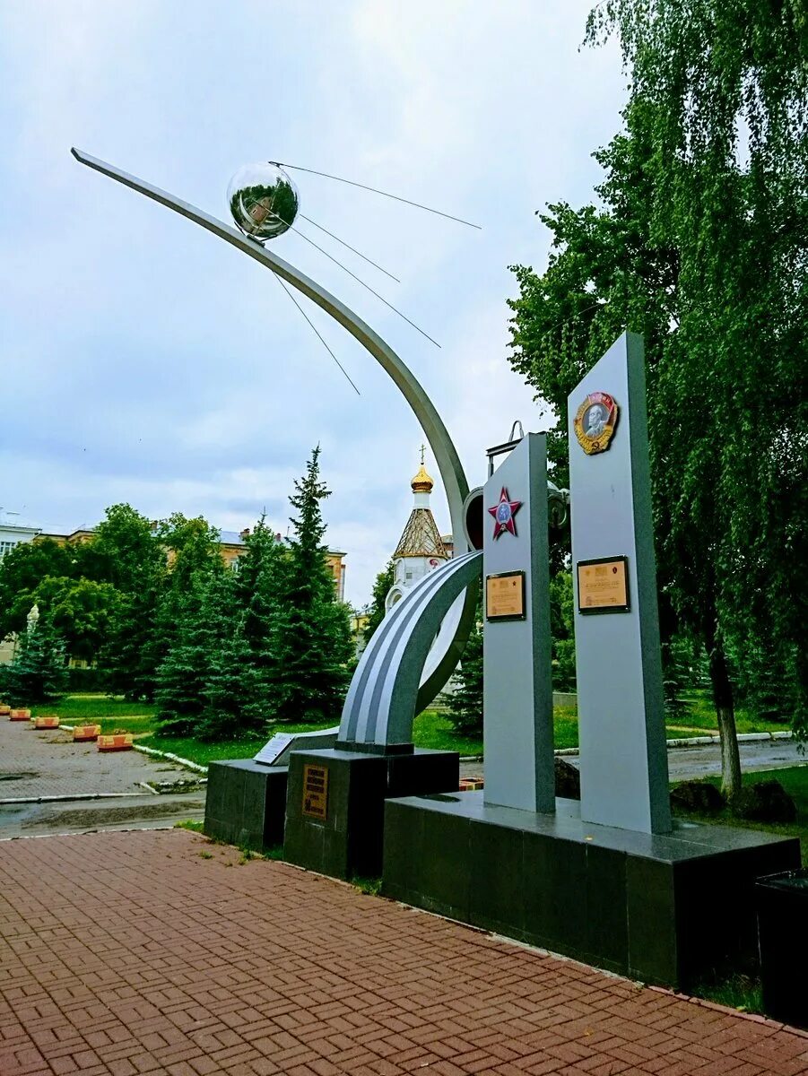 памятники города ступино. покажи ступино. покажи ступино. эко оород новое ступино. сокол ступино.