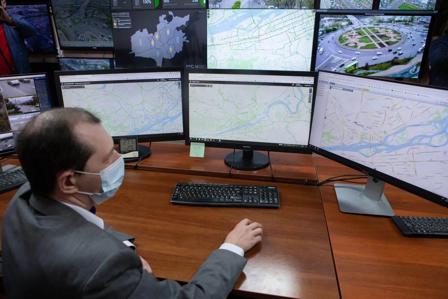 Директор управляющей компании. Эффективные совещания презентация. Белоусов данил александрович красноярск. Начальник управления социальной защиты населения. Уэрибт миит.