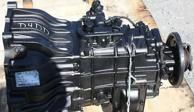 R н коробке передач. Usol 100 разобрать. Сборка кпп hyundai hd 78. Разборка кпп h 100. Кпп н-100.