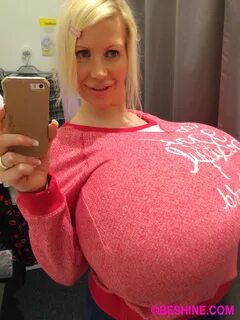 Огромные силиконовые мамы 