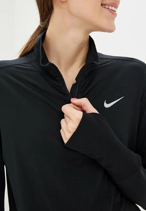 Лонгслив найк женские черный. Nike Essential лонгслив. Лонгслив спортивный element women's 1/2-zip Running Top. Спортивный лонгслив найк женский. Найк замок