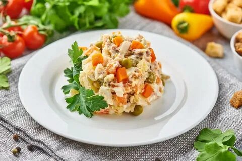 Салат с вареной морковкой и яйцом