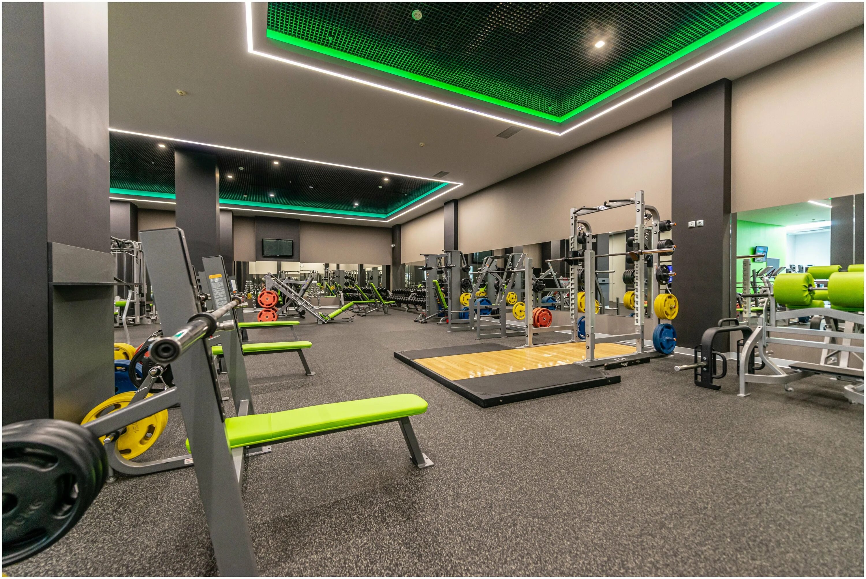 сердце столицы фитнес. X fit premium чистые пруды. X fit. Ex fit. X fit алтуфьево премиум.