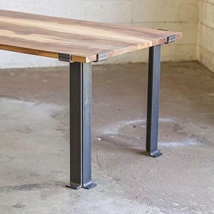 Подпереть стол. Укрепить ножки стола металлические. Шатается стол на металлических ножках. Усиление стола. Стол шатается ножки металлические.