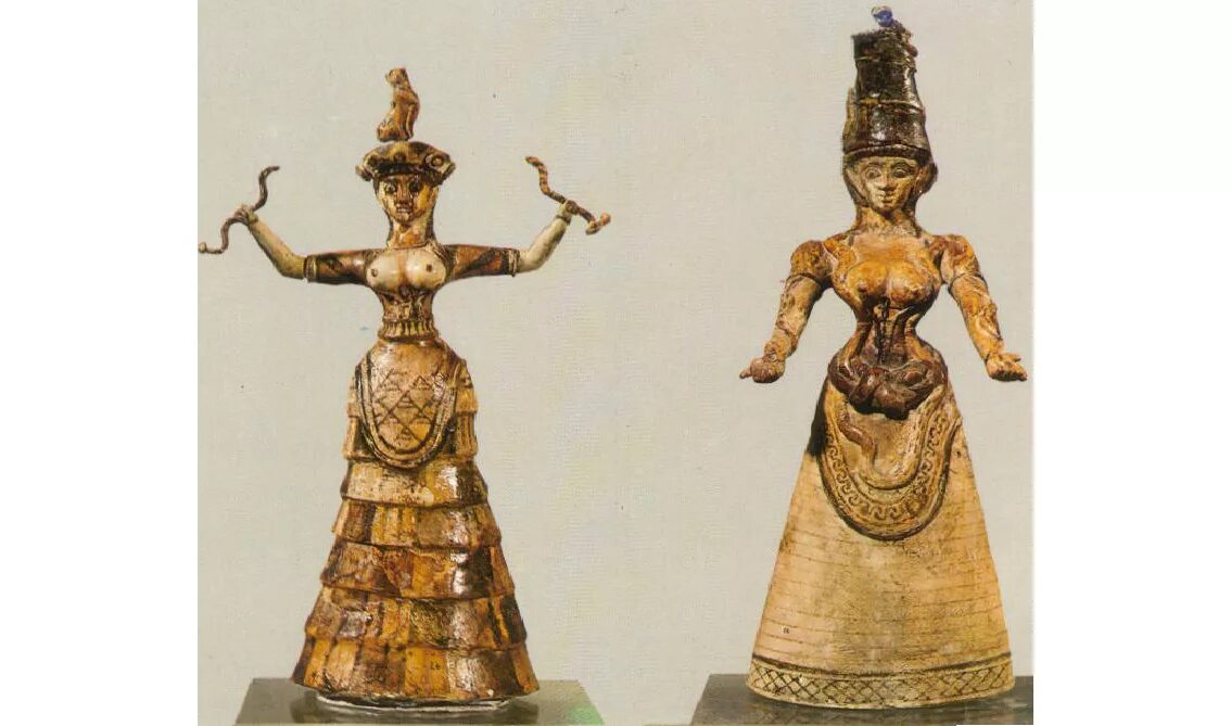 Богиня со змеями крит. Богиня со змеями крит. Богиня со. Греция минойская скульптура. Минойская богиня со змеями.