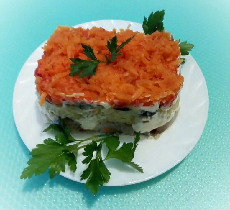 Лисья шубка с красной рыбой. Лисья шубка с красной рыбой