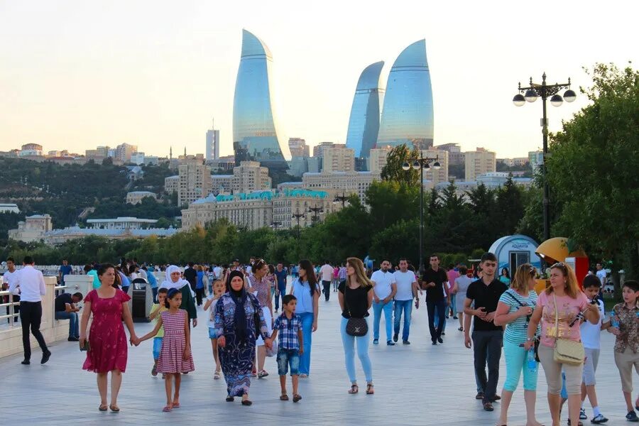 Сколько лет баку в 2025. Баку 2025 город. баку для туристов. азербайджан туризм баку. баку туризм 2025.