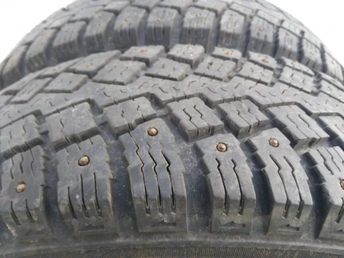 Nokian Hakkapeliitta c 205/65 r16. Нокиан 215-65,r16,зима. 195/75 R16c Нива Hakkapeliitta. Автомобильная шина Nokian Tyres Hakkapeliitta CQ 215/65 r16c 109/107q зимняя. Зима резина 215 65 купить