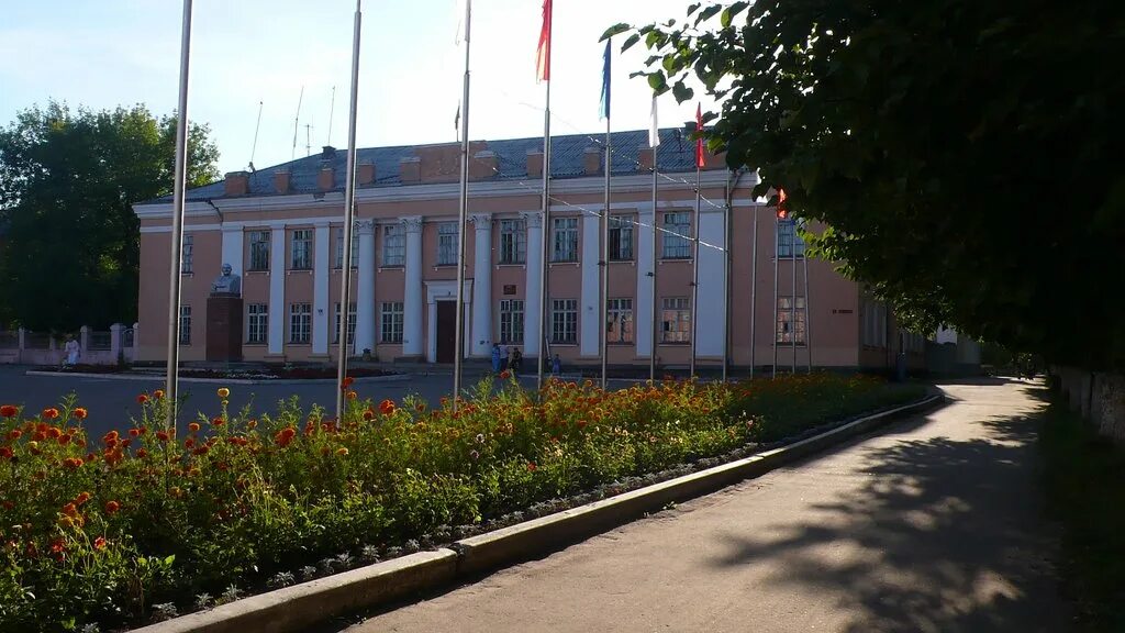 Погода в комсомольске ивановской. Город Комсомольск Ивановская область. Иваново город Комсомольск. Ивановская обл, Комсомольский р-н, Комсомольск г. Дом культуры город Комсомольск Ивановская область.