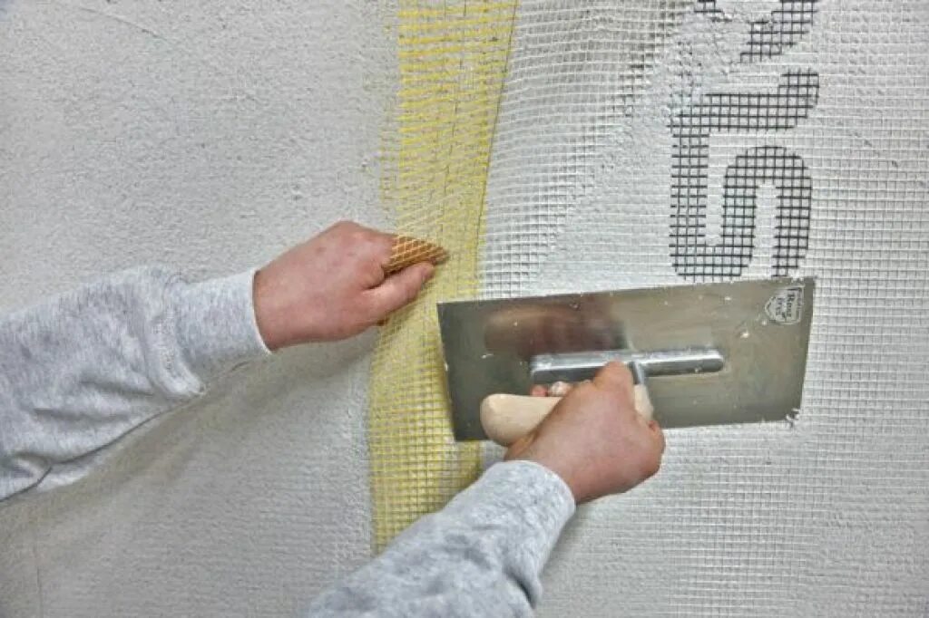 Сетка для оштукатуривания стен металлическая. Сетка для оштукатуривания стен. Сетка армирующая фасадная ssa1363-4sm. Сетка для армирования стен. Технология армирования штукатурки стеклосеткой.