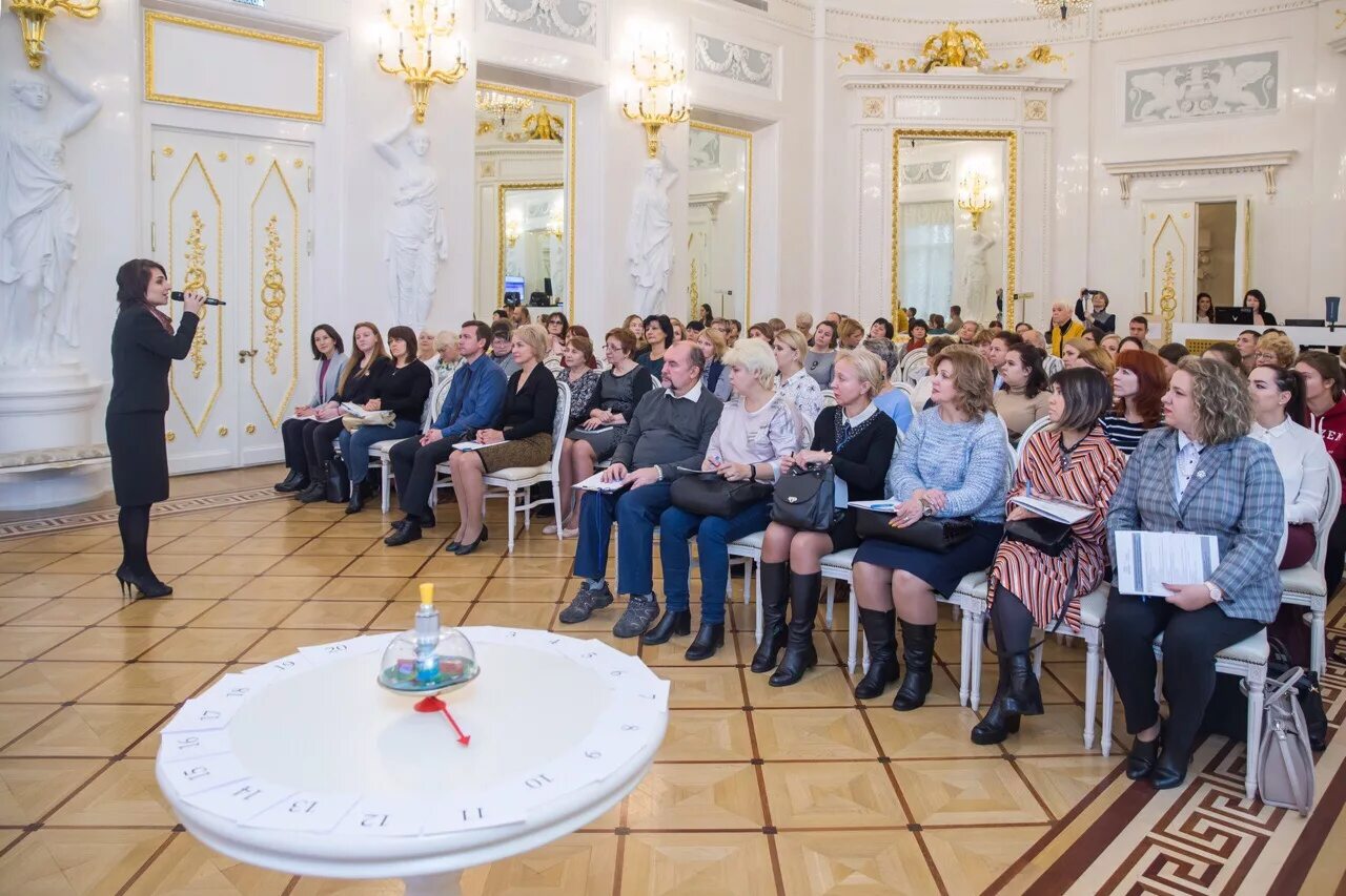 Центр олимпиад академия. Академия талантов Новочеркасск Дубовского 2. Академия талантов СПБ. Академия талантов парк. Академия талантов Шуйский.