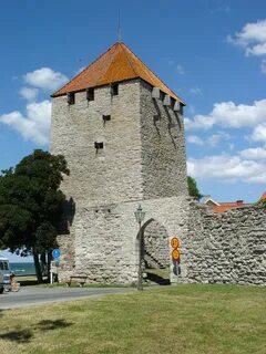 Самая старая башня