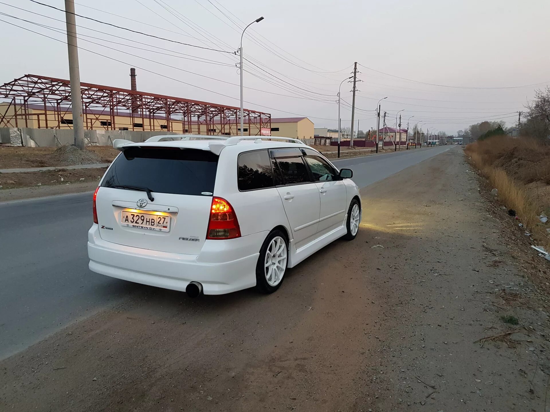 Тойота королла филдер 2001 год. Toyota Fielder 120. Toyota Corolla Fielder 120. Таета Карола Филдер 120 кузов. Обвес на Тойота Королла Филдер.