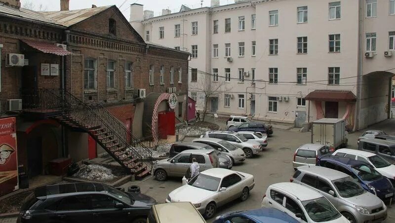 Chinoaru семеновская ул 3а владивосток фото 3-комнатная, улица Семеновская 8б, север, запад, восток, юг, 3 этажей, 2 этаж. Ц