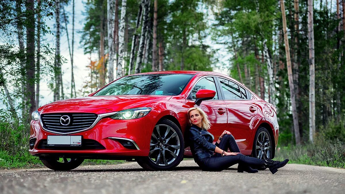 Honda mazda. Мазда CX 6 красная. Мазда 3 и Мазда 6. Мазда 3 Вишневая. Красная Мазда 6 спорт.