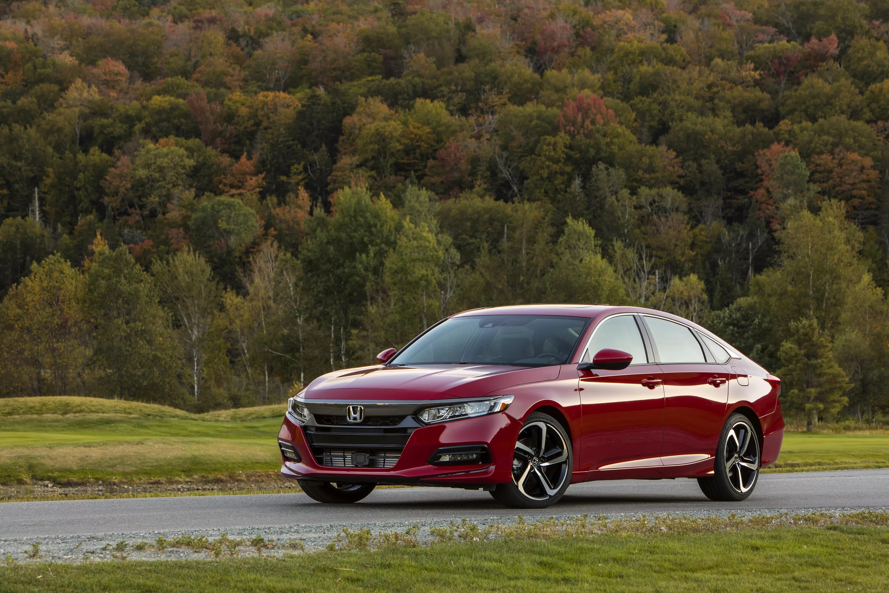 Хонда аккорд 2018. Аккорд 10 фото. Хонда аккорд 10 поколения. Honda accord sport 2016. Аккорд 10 фото.