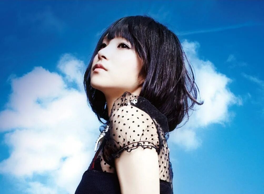 Lisa википедия. Lisa японская певица. Risa Oribe певица. Lisa японская певица 2021. Risa Oribe Lisa.
