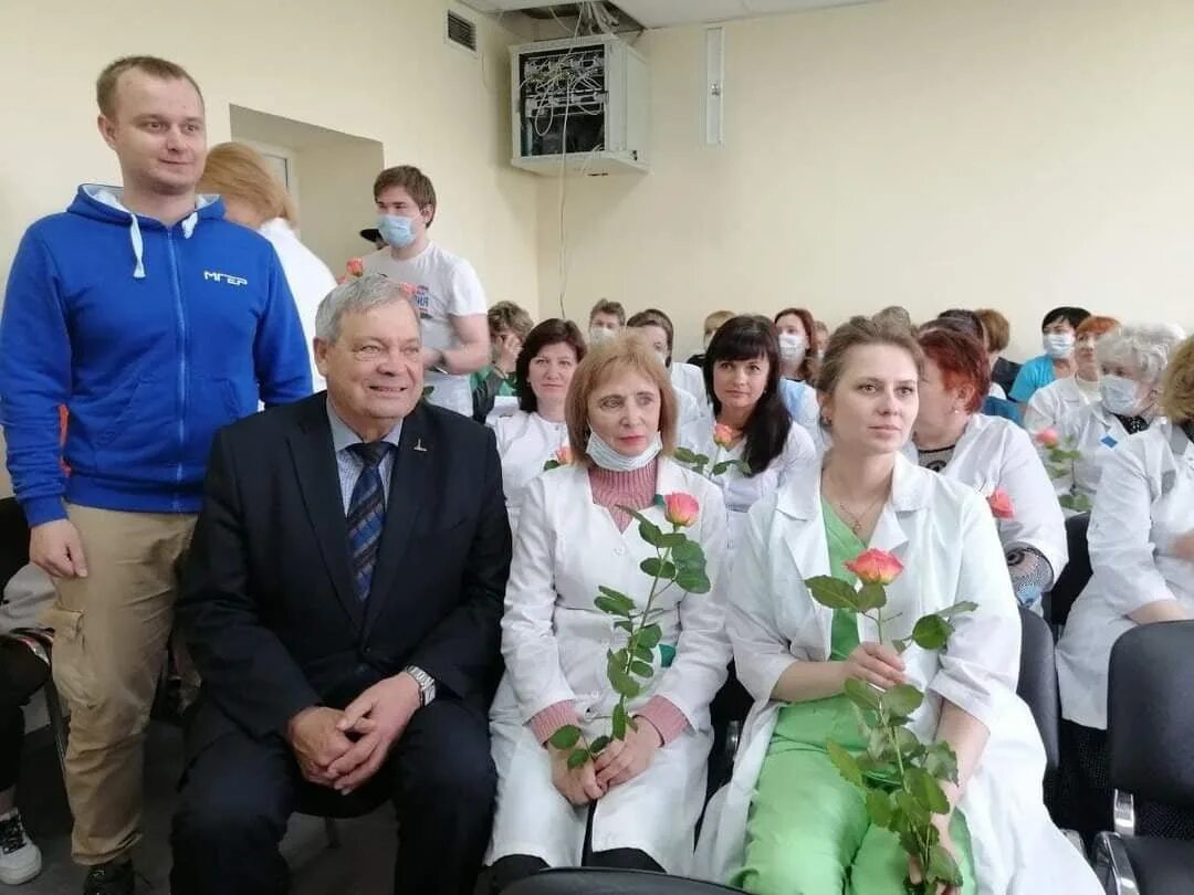 Медицинская сестра в стоматологии. Клиника гармоничной медицины орел. Наро-фоминская областная больница, наро-фоминск. Шмелева старшая медсестра наро-фоминск. Главная медицинская сестра наро-фоминск.