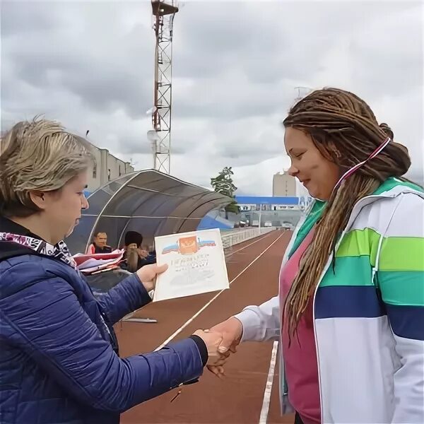 Соревнования между лентой и компаниями