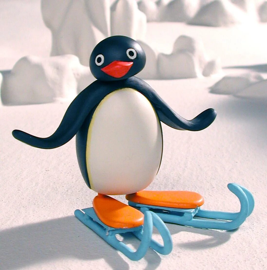 Пингу 3. Пингвин Noot Noot. Pingu Пингвин. Карло Бономи пингу. Pingu 1986.