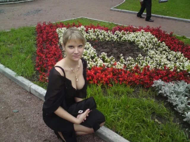 Катюша безответнова. Winestyle на ленинском проспекте 52. Девушка ленинский проспект. Девушка ленинский проспект. Девушка ленинский проспект.