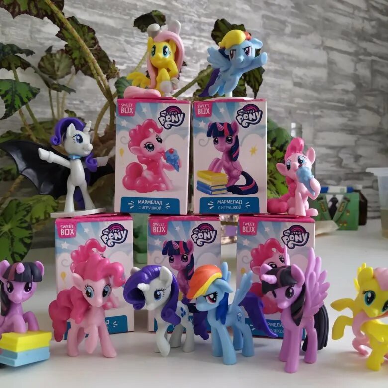 Sweets pony. Свитбокс my little Pony. Свит бокс пони. Свит бокс МЛП. Свит бокс my little Pony 2.