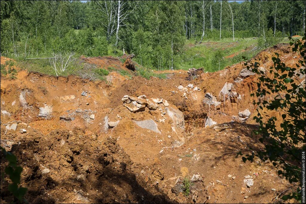 Бокситовый рудник. Юубр шахта кургазакская. Бокситовый рудник североонежск. Месторождение бокситов в архангельской области-. Рудник чиньяворык.
