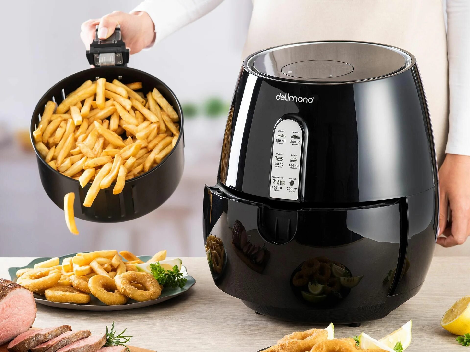 Мультипечь помощница купить. Delimano мультипечь Air Fryer. Мультипечь Delimano помощница. Аэрогриль-мультипечь Delimano Air Fryer Pro. Мультипечь Delimano Делюкс.