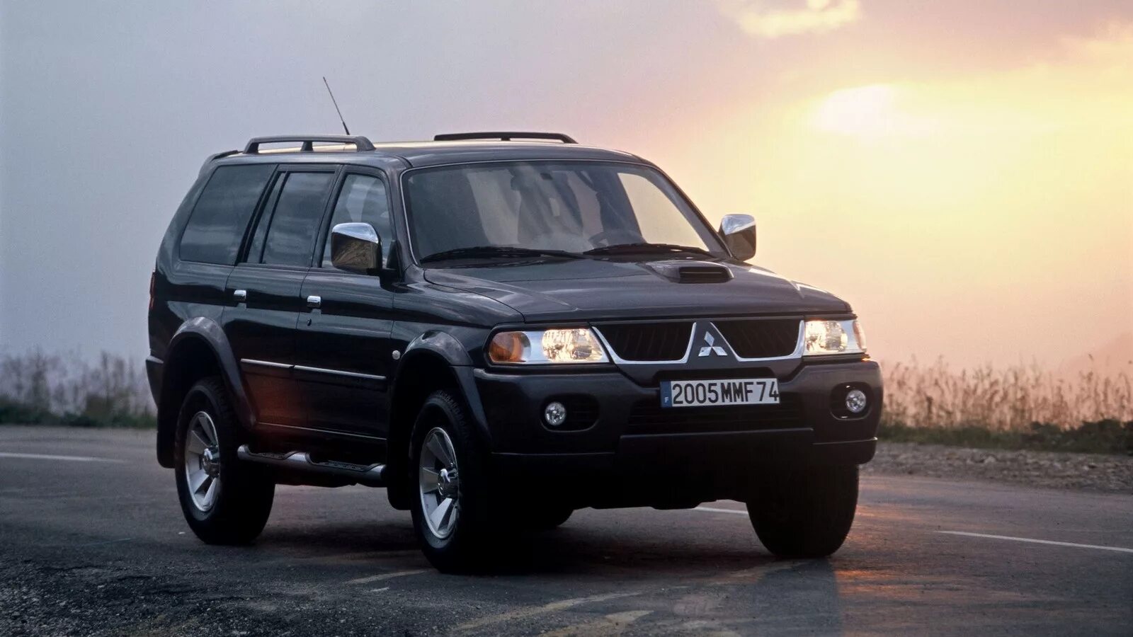 Паджеро спорт 1 цена. Mitsubishi Pajero Sport 2005. Митсубиши Паджеро спорт 2005. Mitsubishi Pajero Sport 1 2005. Mitsubishi Паджеро спорт 2005.