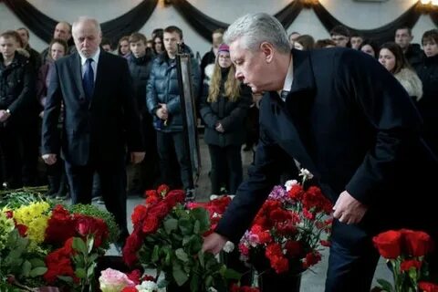Похороны директора луидор