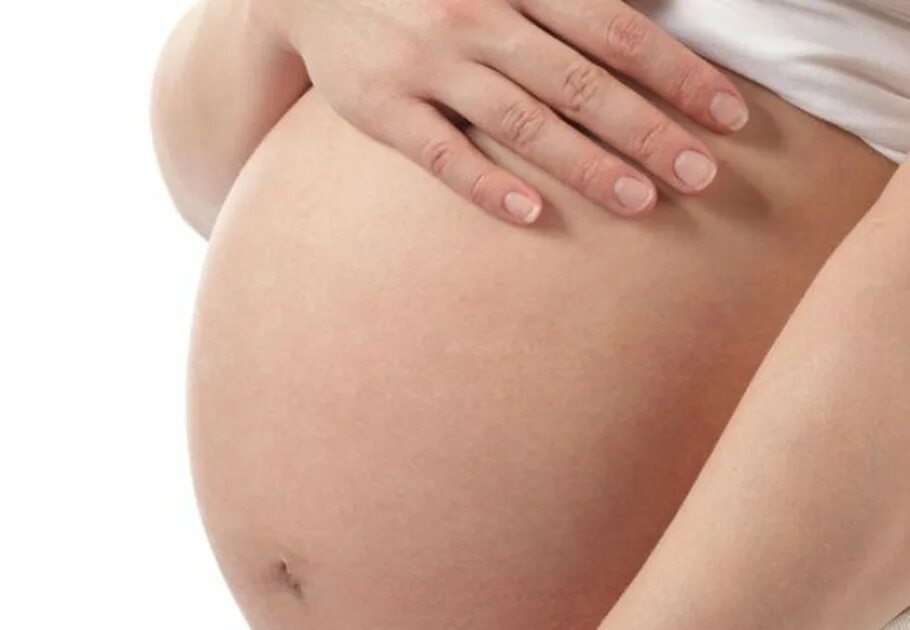 Gestation. Герпес наружных половых органов. Боль в половых губах при беременности. Простуда на губе при беременности. Герпес при беременности второй триместр.