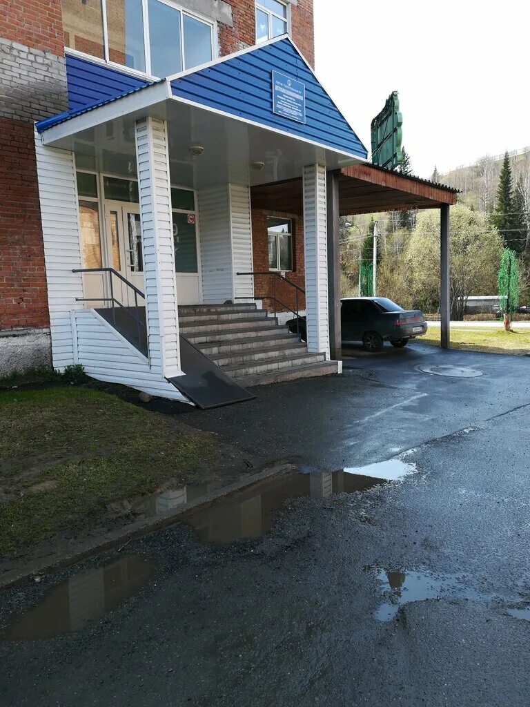 Больница усинск. Макаренко 4 таштагол. Телефон поликлиники таштагол. Новая больница в междуреченске. Номер телефона регистратуры поликлиники номер 1.