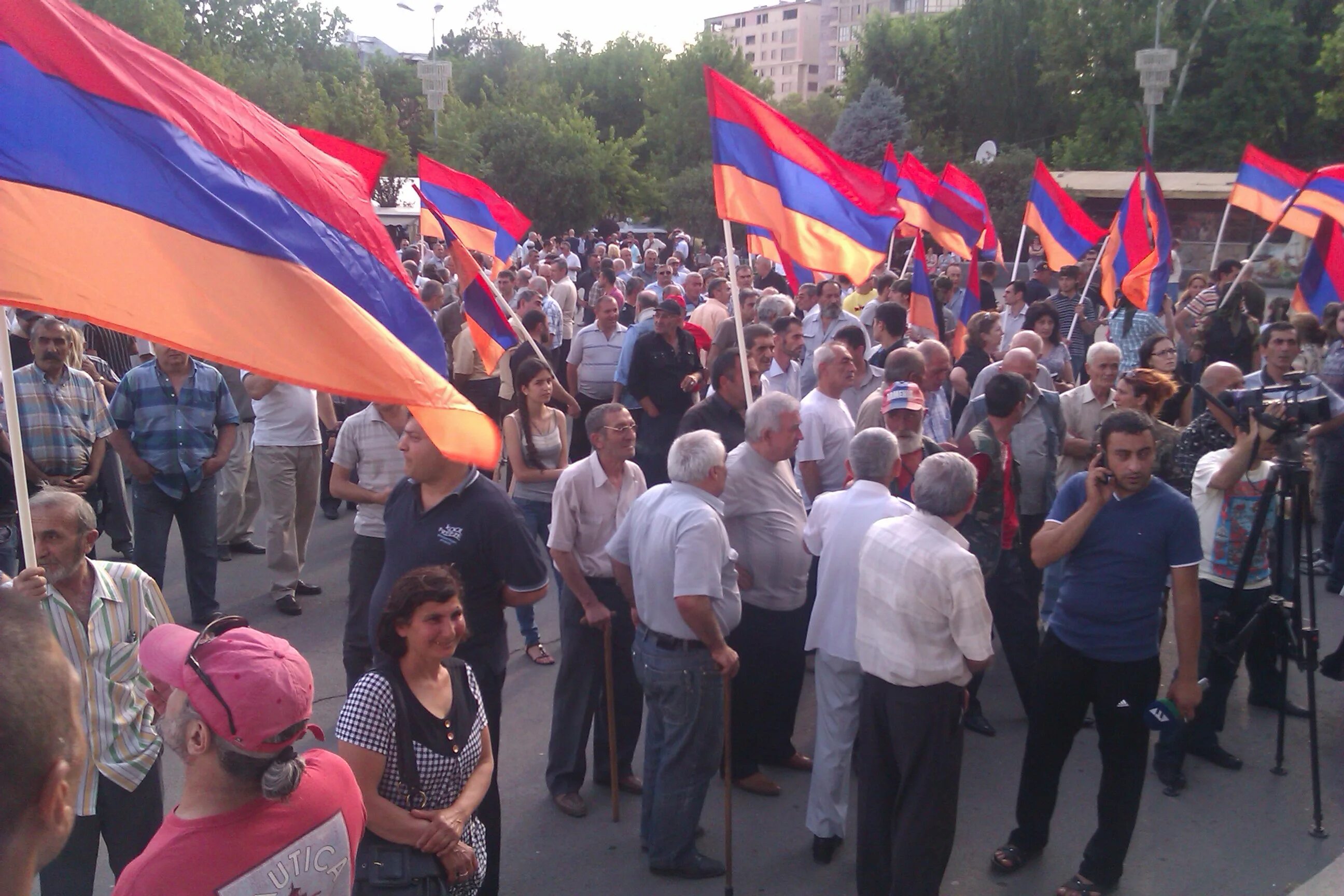 Молодежь Армении. Митинги в Арцахе свободы. Армяне в Латвии. Армения готовится