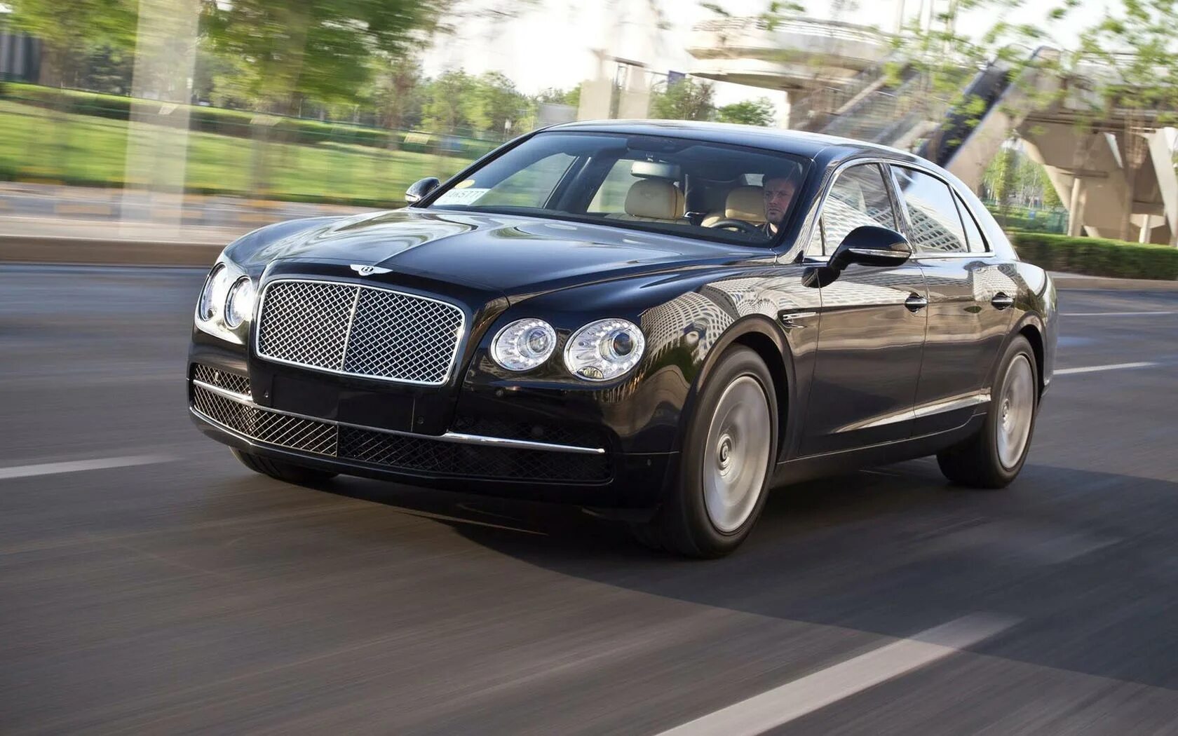 Bentley Flying Spur 2013. Бентли Continental Flying Spur. Бентли Континенталь Flying Spur.