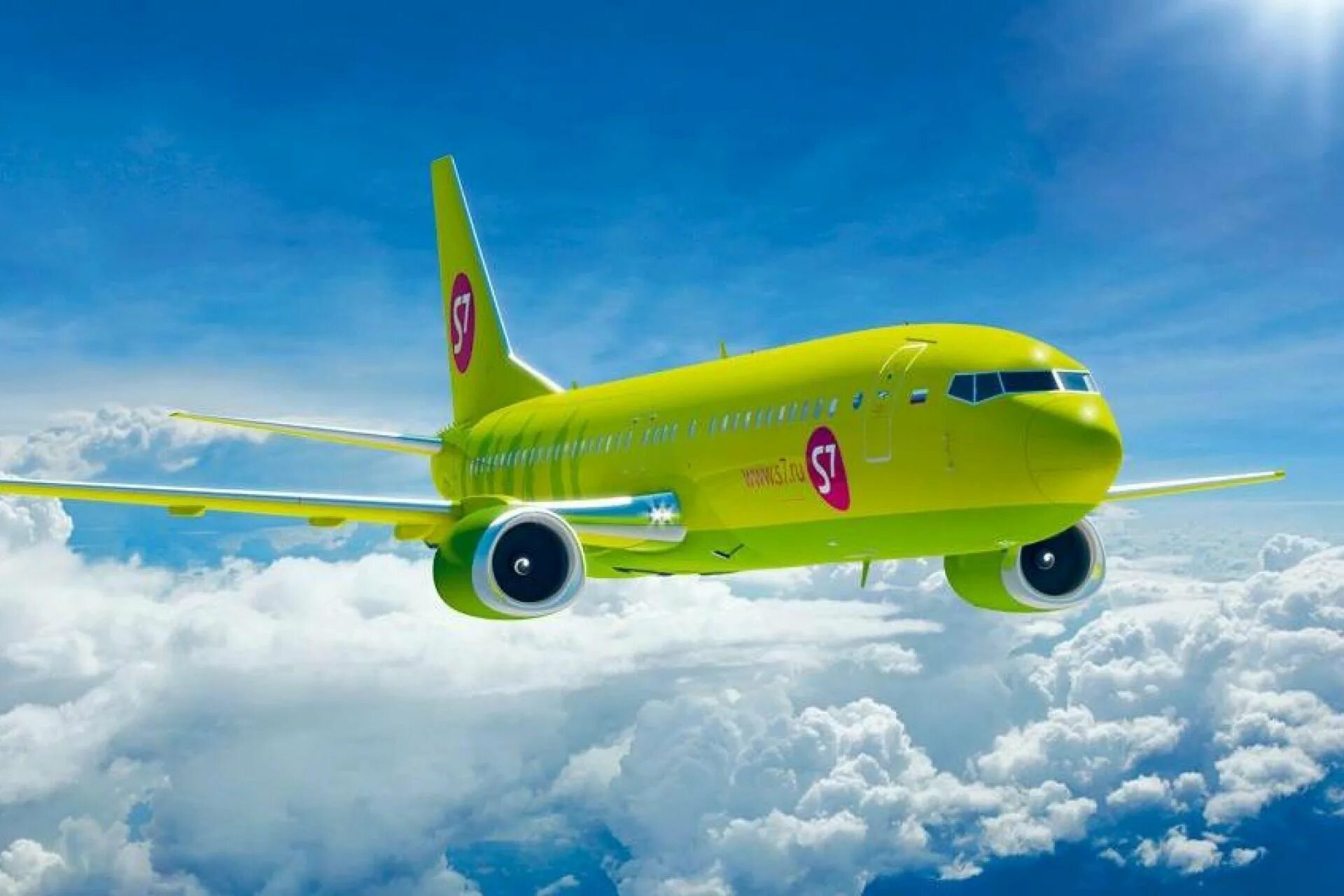 Зелёный самолёт s7. Самолёты авиакомпании s7. S7 Airlines авиакомпания. Авиакомпания Сибирь s7 Airlines.