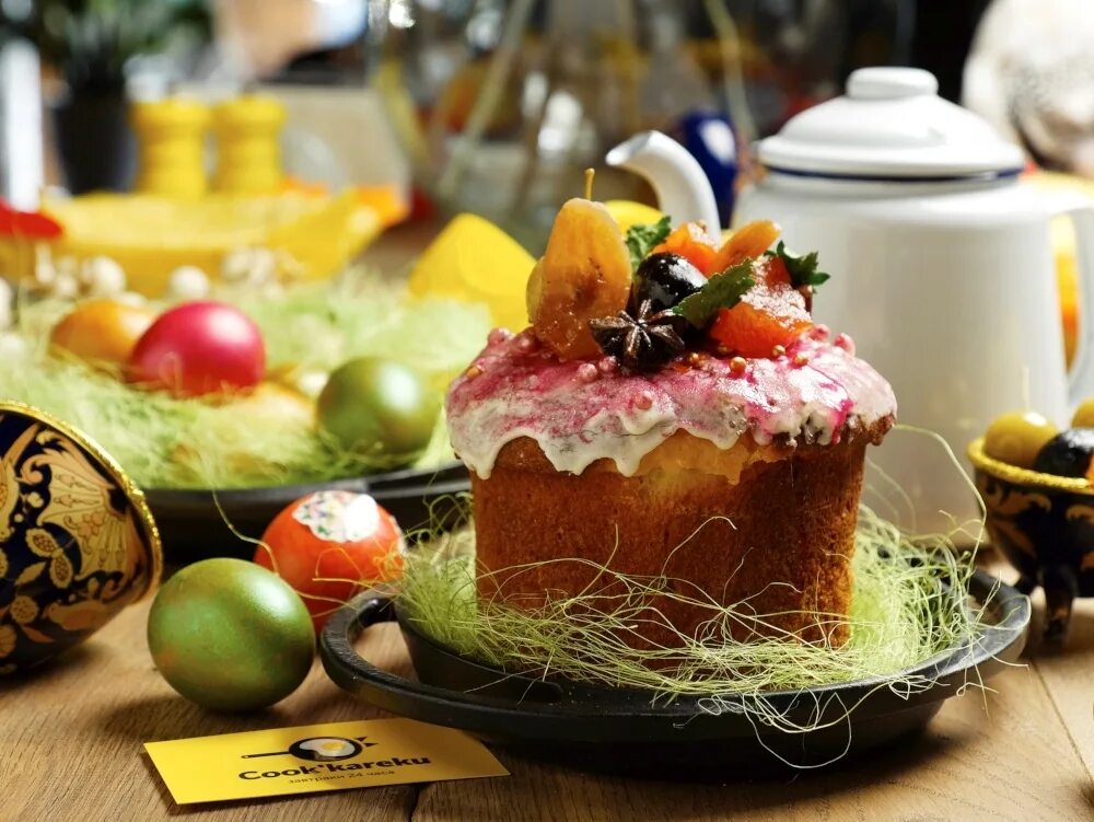 кулич «пасхальный». куличи в ресторане. пасхи кафе. пасхи кафе. Udc cafe пасха.