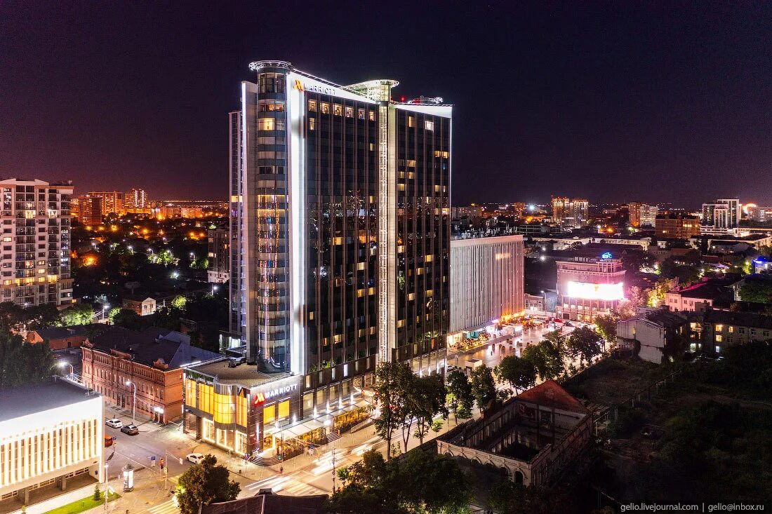 Фото вечернего краснодара. Краснодар столица Кубани. Ночной Краснодар с высоты. Краснодар высотки. Краснодар центр с высоты