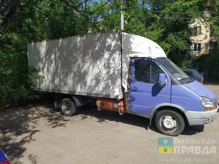 Во дворе ставить грузовые машины
