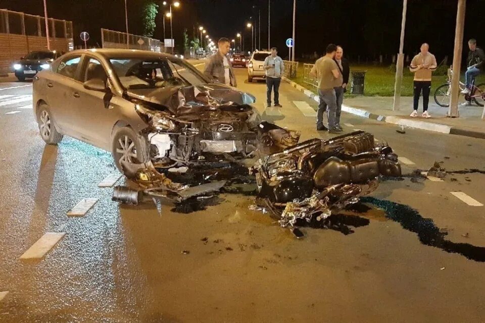 Дтп мотоцикл нижний новгород. Велосипед в дтп стингер синий ночью. Дтп мотоцикл нижний новгород. Столкнулись два мотоцикла. Мотоциклист ночью.