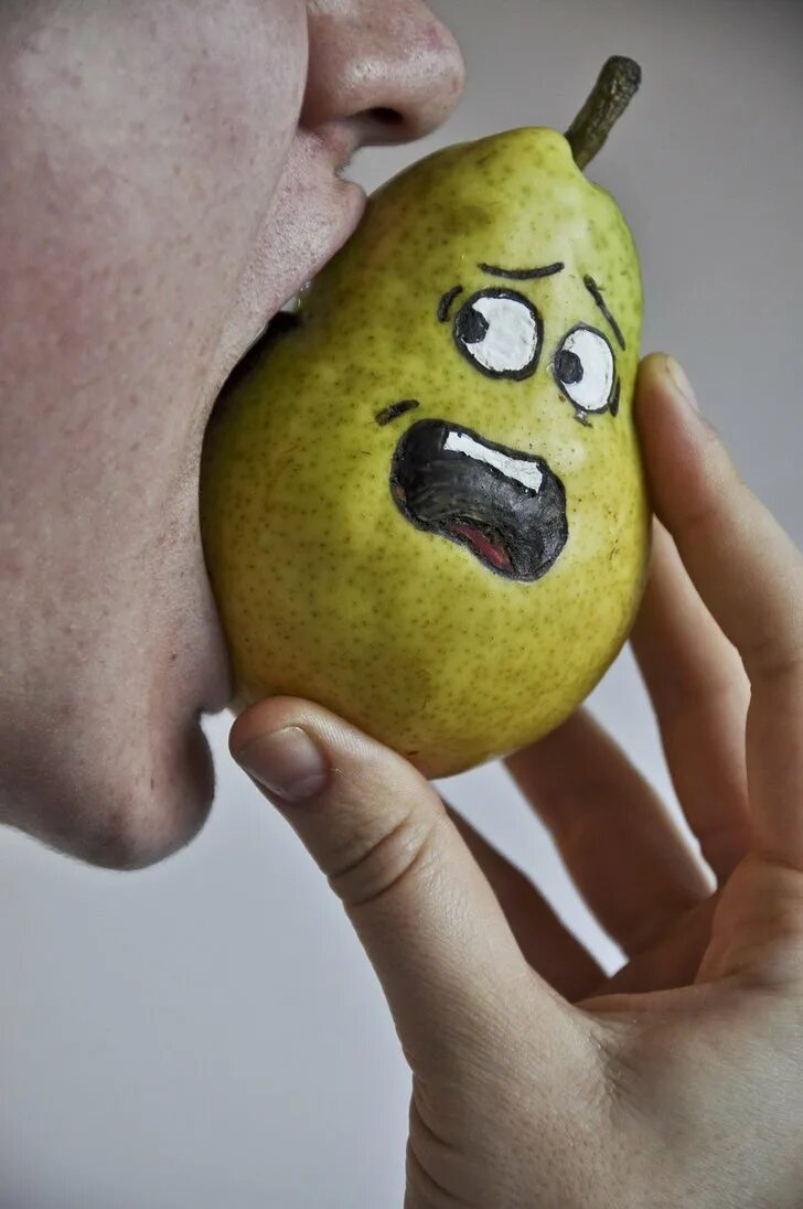Смешные картинки фруктов. Прикольные фрукты. смешной фруктов. фрукты прикол. фрукты с рожицами.