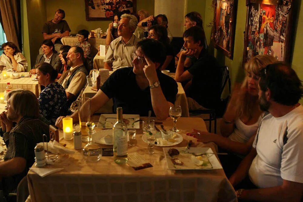 гнездо глухаря на цветном бульваре. гнездо глухаря бард клуб. ресторан гнездо глухаря в москве. гнездо глухаря бард кафе. гнездо глухаря спб зал.