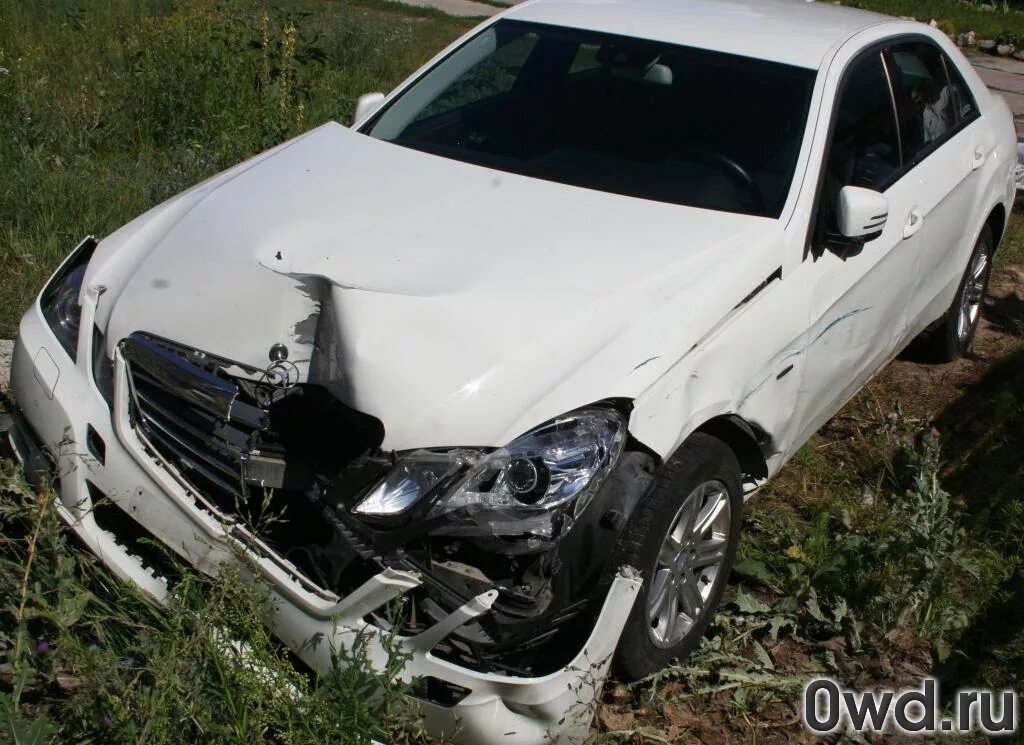 битая лада калина 1. тойота королла е150 битая. битая машина. ваз 2170 разбитая. шевроле лачетти битая хэтчбек.