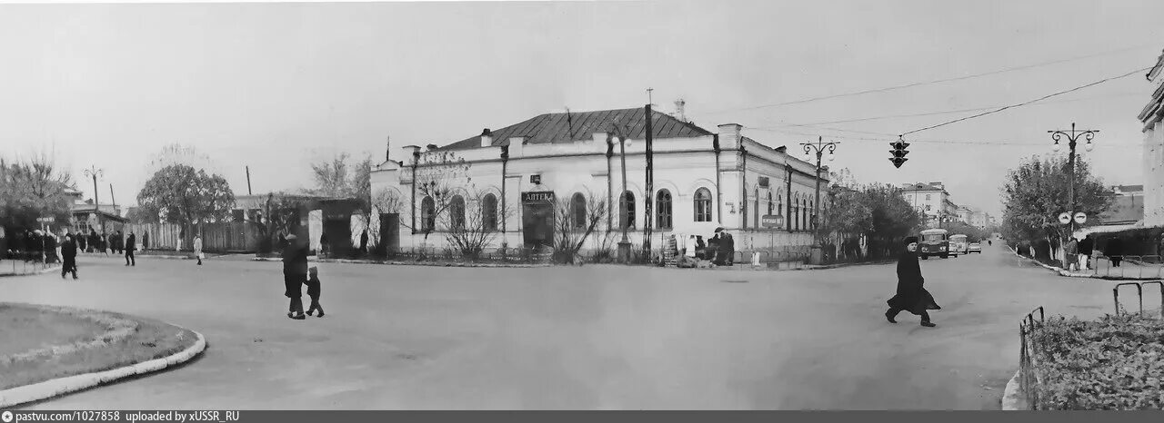 Куйбышев 1965 год. Петрозаводск перекрёсток улицы Ленина и Куйбышева. Перекресток улиц Куйбышева Ленина Курган. Куйбышев 1922. Ленина куйбышева