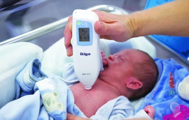 Малыша билирубином. Билирубинометр jm-103. билирубинометр dräger. фототерапия новорожденных drager. желтушка у новорожденных билирубин.