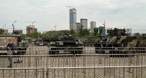 Поклонная гора выставка трофейной техники часы работы