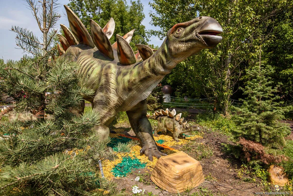 Парк про динозавров. Парк динозавров Крылатское. Парк сказка Динопарк. Парк сказка в Крылатском Динопарк. Динопарк - парк динозавров в Москве.